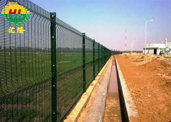 2.5m Welded Mesh Fence Low Carbon Steel Clear View 8 Gauge High Security