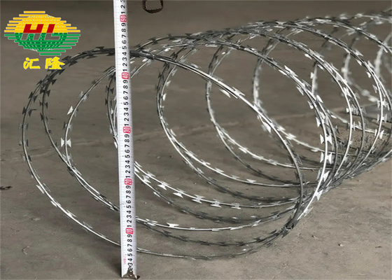240g/M2 Zinc Coated Concertina Barbed Wire 2.5mm Diameter