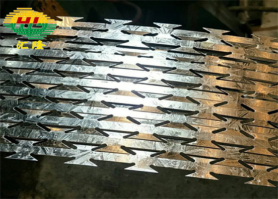 2.5mm High Tensile Steel Concertina Razor Wire Fence 1400-1500mpa 8m Length