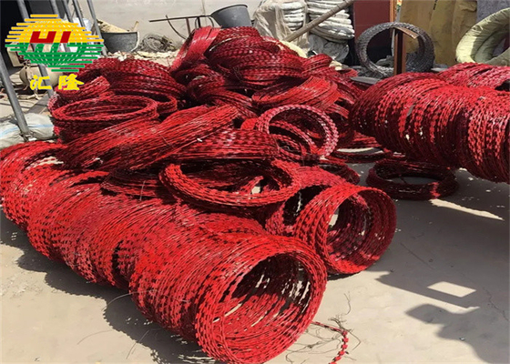 Private Land Bto-22  Razor Wire Pvc Coated Barbed Wire 600mm Coil Diamter