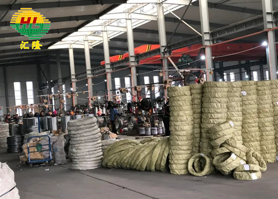 240g/M2 Zinc Coated Concertina Barbed Wire 2.5mm Diameter