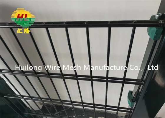 2D Green 868/656 Double Wire Welded Mesh Fence PVC Coated 3000m Width