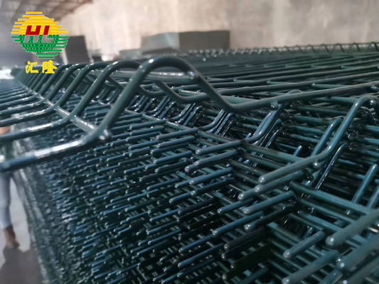 Green Pvc Coated 3d Curve Fence 2.5m Length 50*100mm Mesh