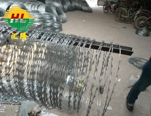 Galvanized Concertina Razor Barbed Wires Razor Blade Barbed Wire