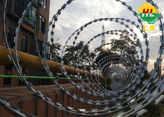 High Quality Galvanized Concertina Barbed Wire With Secure Fence