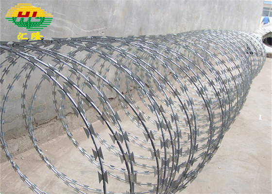 Great Quality BTO-18 Conertina Razor Wire For Crowd Control And Riot Prevention