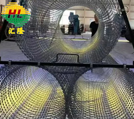 Heavy-Duty BTO-18 Concertina Razor Wire Fence for Military Defense and Emergency Situations