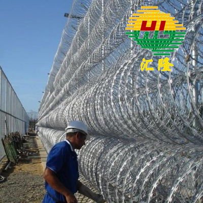 Low Price Stainless Steel Ss 304 Bto-22 Cbt-65 Razor Barbed Wire / Galvanized Concertina Wire