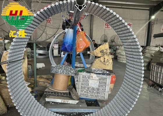 Anti Climbing Spiral Gillnet Barbed Concertina Razor Wire Fence