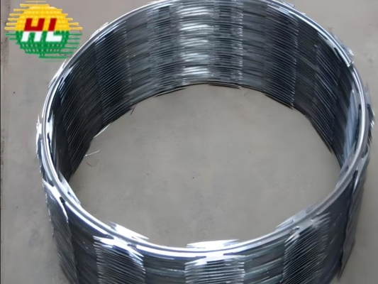 Razor Concertina Barbed Wire For Larger Areas Of Protection