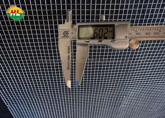 0.6mm Welded Wire Mesh Rolls , 1mx15m Hardware Cloth Garden Fence