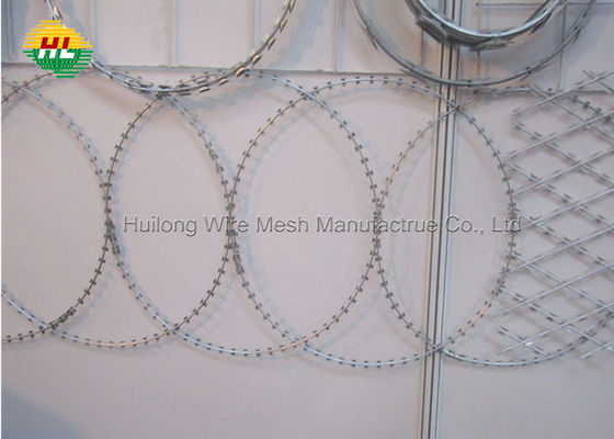 HUILONG Heavy Galvanized Razor Wire Fencing BTO 22 Flat Loop