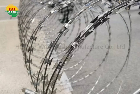 BTO-22 2.8MM COIL WIRE Hotdip Galvanized Border Concertina Razor Wire