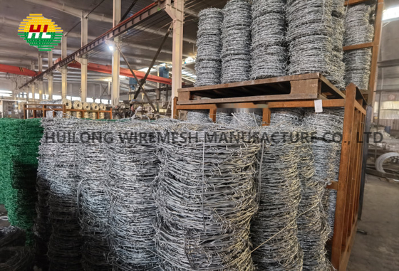 Double Twisted Galvanized Barbed Wire Hot Dipped 1.5mm 200m Roll