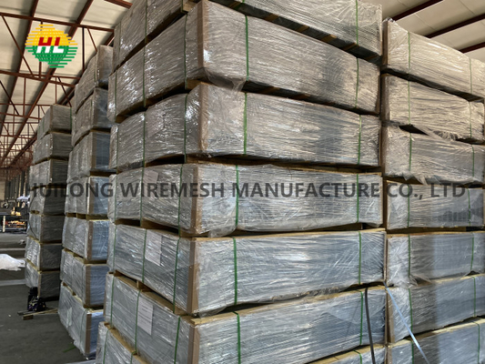 Decoration 1.8m X 1.8m Welded Wire Mesh Fence Panels