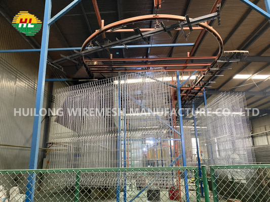 Hot Dip Galvanized 2500mm Green V Mesh Fencing Strong And Rigid Construction