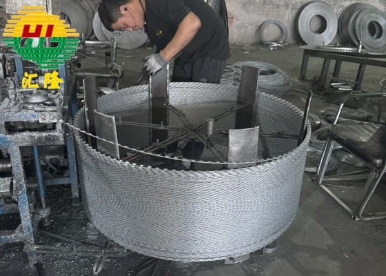 Border Protection Blade Barbed Rope Welding Blade Barbed Wire Fence Net