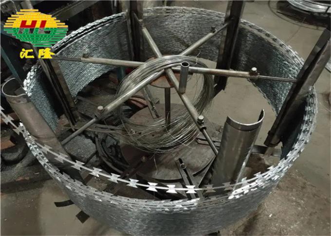 ASTM Stainless Steel Concertina Razor Wire Fence - 3 Clips Per Spiral