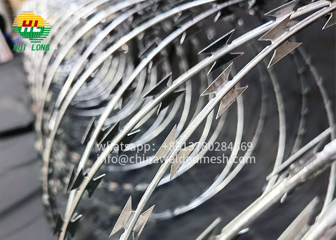 450mm Coils Concertina Barbed Wire high tension for Private Garden 0
